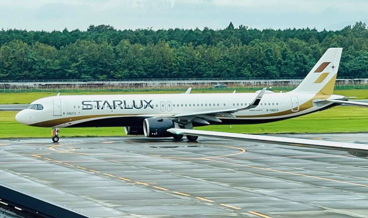 阿蘇くまもと空港新ターミナル・スターラックス航空