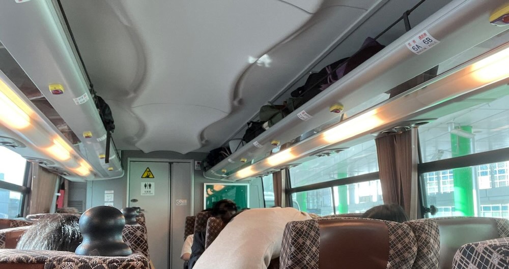 伊香保行き高速バスのトイレ