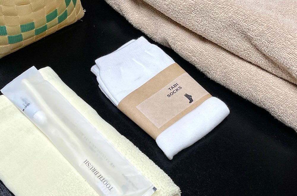 足袋ソックスとタオル