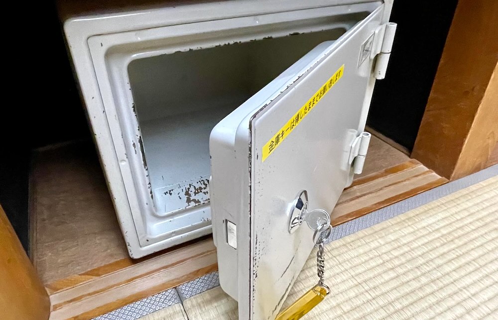 客室内の金庫