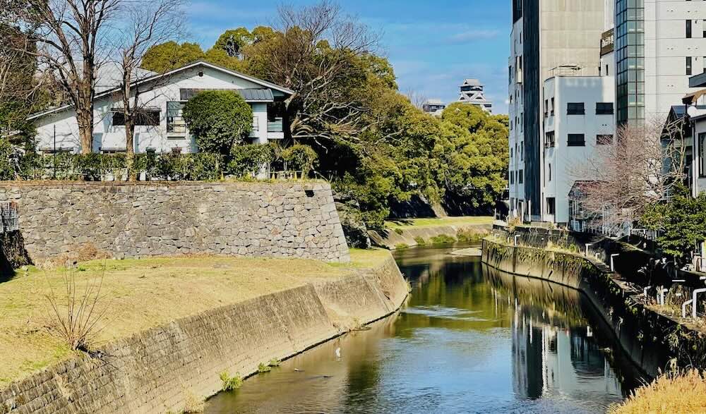 熊本市船場橋(洗馬橋)上から撮影した熊本城