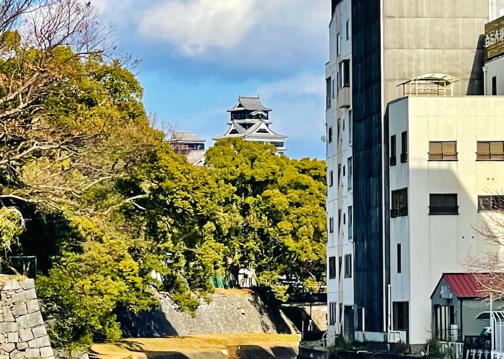 熊本市船場橋(洗馬橋)上から撮影した熊本城