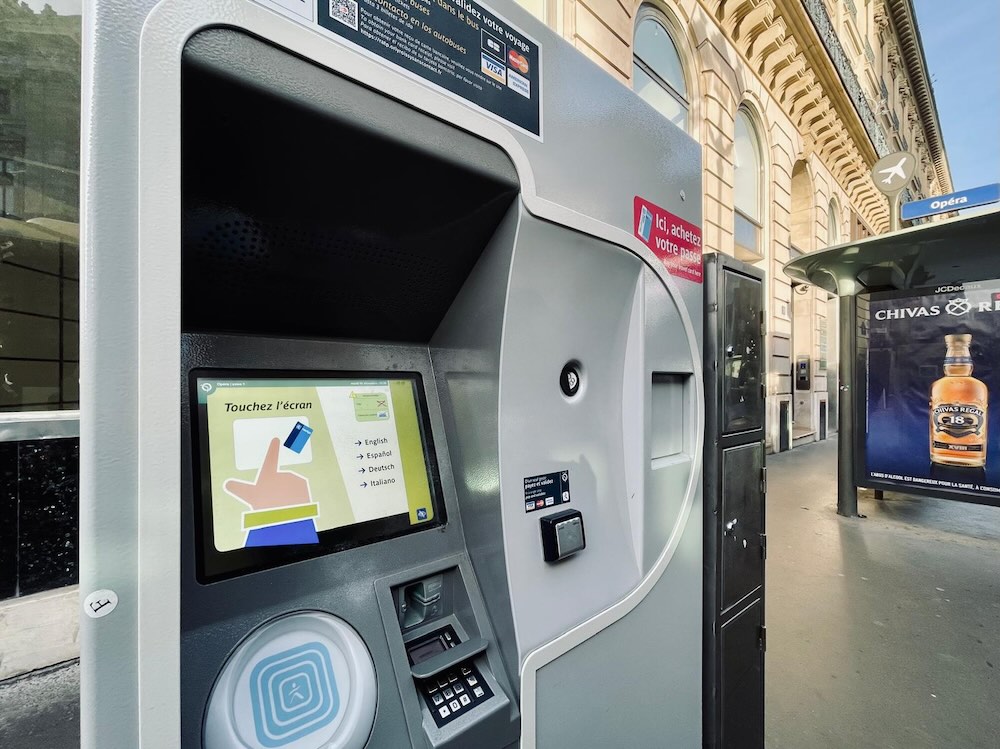 RoissyBus券売機（オペラ）