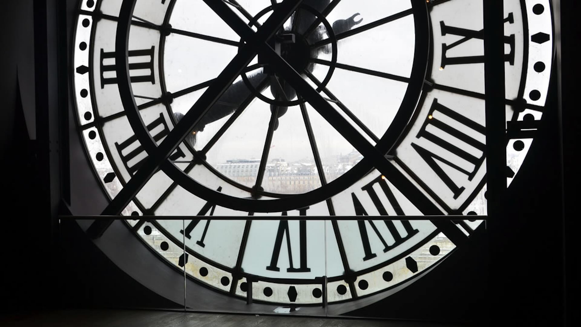 パリ・オルセー美術館の大時計