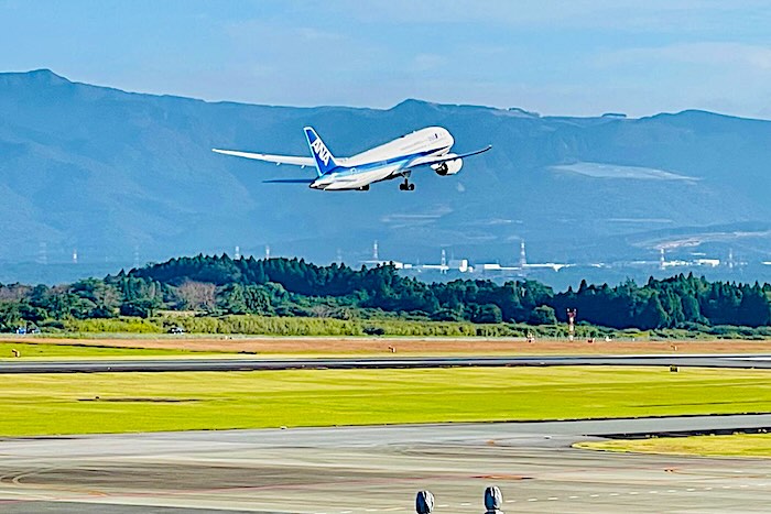 熊本空港 ANA機離陸